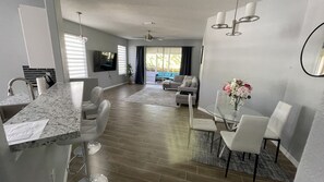 Dining - Beautiful & Modern House , 3 bedrooms , 2 bathroom (Zephyrhills)