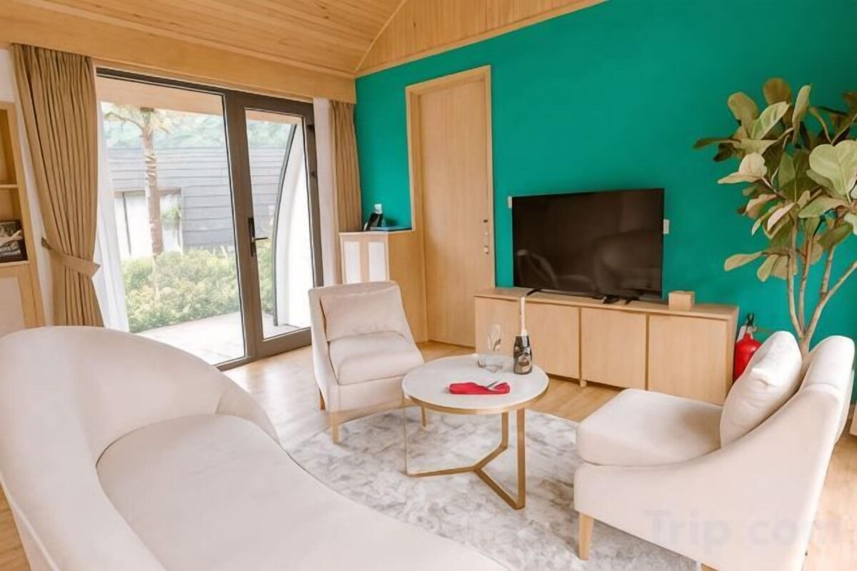 Living area | 72-inch LCD TV with digital channels, TV