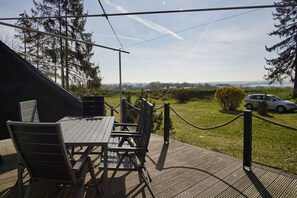 Outdoor dining - Ferienwohnungen auf dem Teschenberg Wohnung 01 - Fewo Teschenberg (Mönchgut)