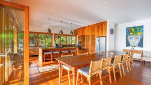 Villa, 5 soverom, privat basseng, sjøutsikt | Eget kjøkken