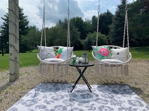 Garden - Tudor Pines Bed and Breakfast (Scugog)
