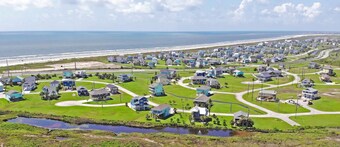 Vitamin Sea Retreat by Ryson Vacation Rentals