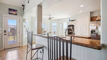 獨棟房屋 (4 Bedrooms) | 住宿設施服務