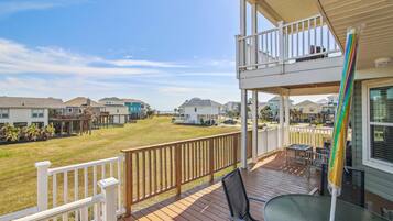 House (4 Bedrooms) | Front of property