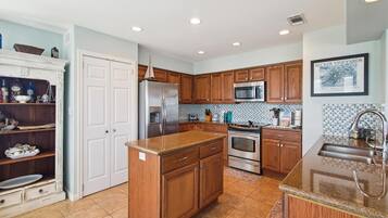 獨棟房屋 (4 Bedrooms) | 住宿設施服務