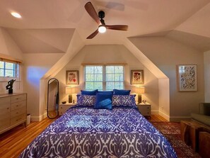 2 quartos, ferros/tábuas de passar roupa, Wi-Fi, roupa de cama