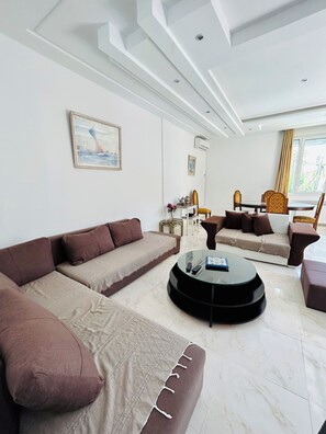 Superior Apartment | Iron/ironing board, WiFi, bed sheets - Résidence les jasmins hergla  (Hergla)