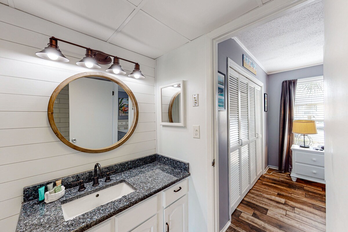 Photo 17 of Coastal condo with pool, hot tub, tennis & golf access - dog-friendly