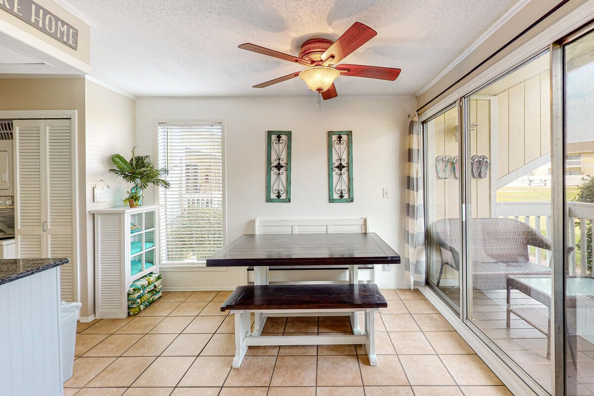 Photo 9 of Coastal condo with pool, hot tub, tennis & golf access - dog-friendly