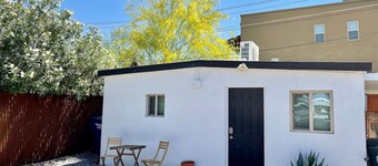 Casita / Fully Fenced / 1 BR 1 BA / Near U of A