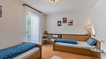 2 Schlafzimmer, Bügeleisen/Bügelbrett, kostenloses WLAN, Bettwäsche