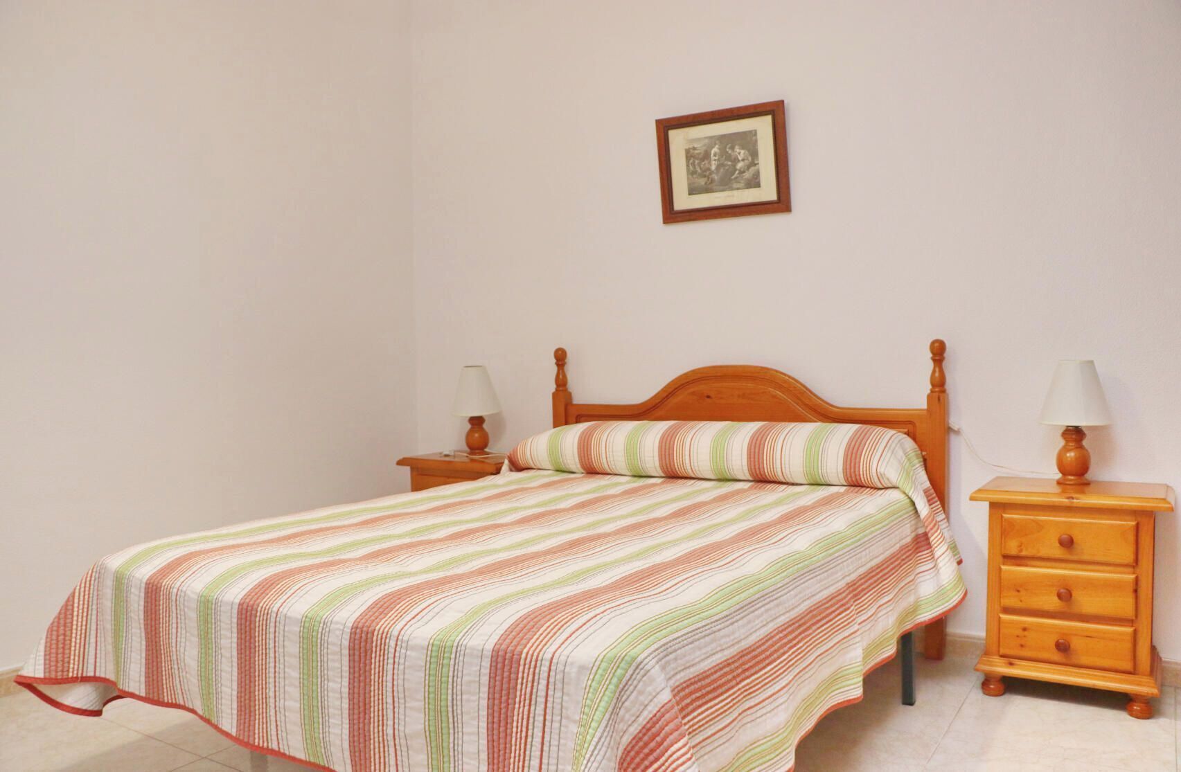 3 bedrooms, bed sheets