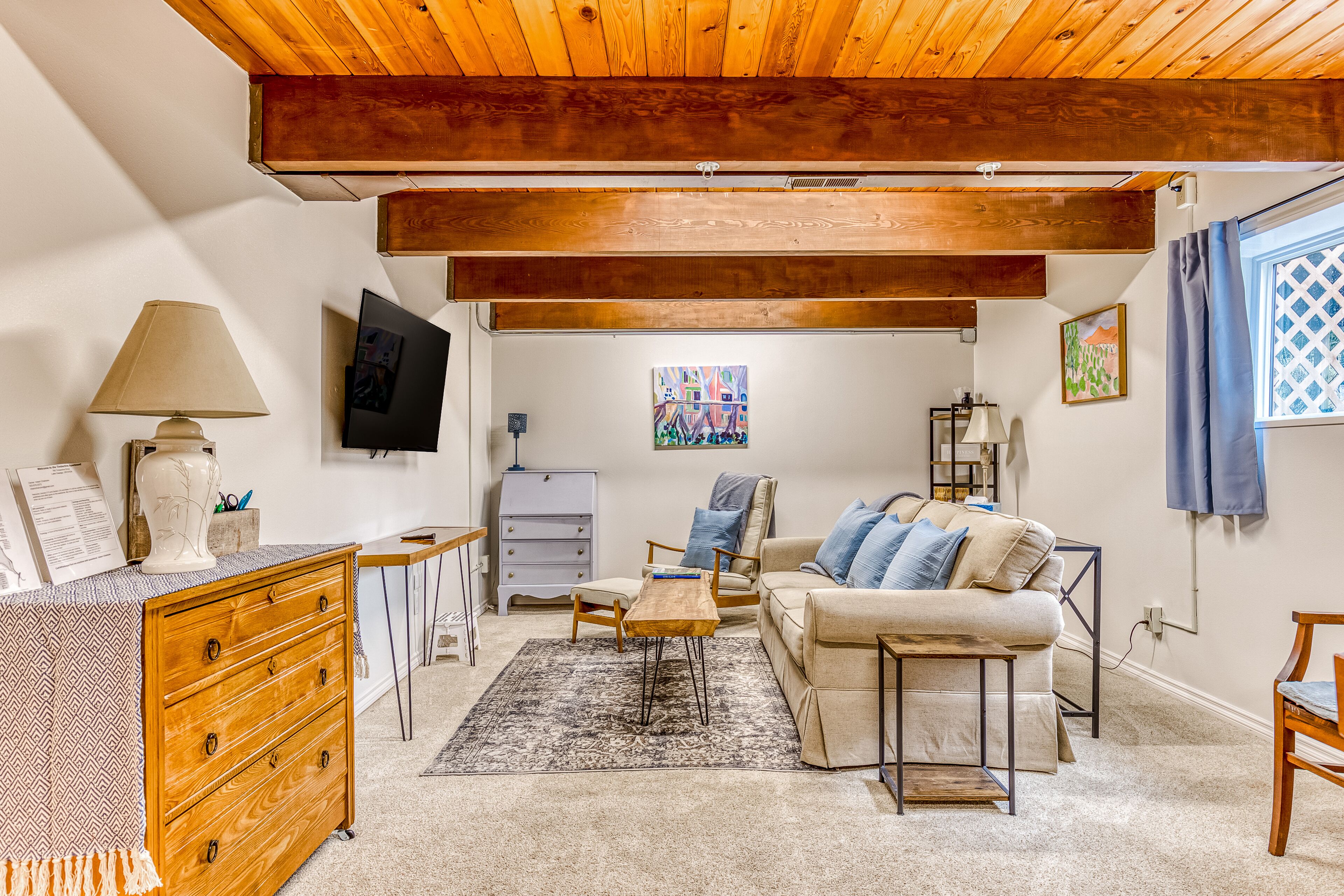 Relaxing apartment with TV, W/D, WiFi, & kitchenette