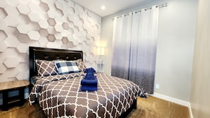 4 عدّة غرف نوم ومكتب وواي فاي مجانًا