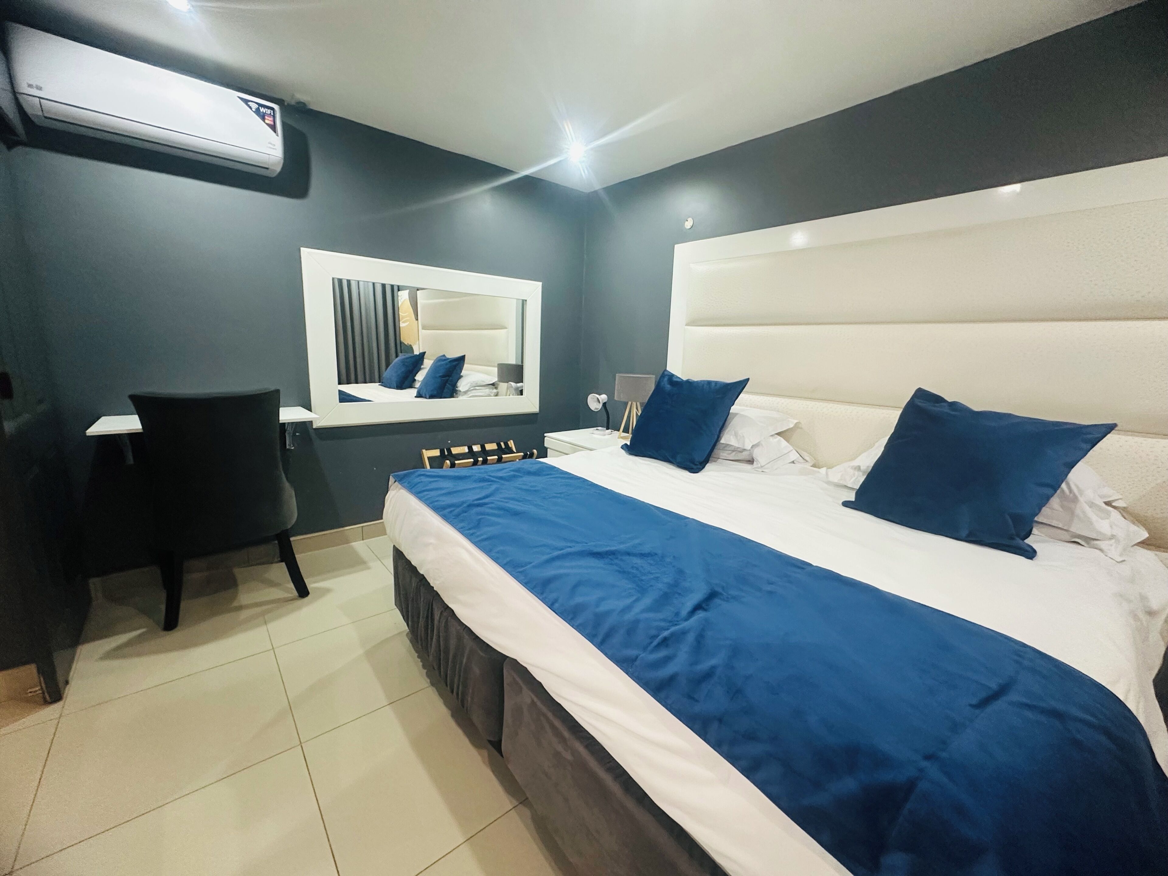 Standard Double Room, 1 King Bed, Non Smoking, Air conditioning | Individually furnished, desk, iron/ironing board, free WiFi