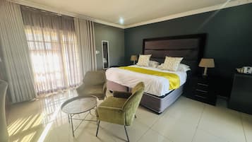 Standard Double or Twin Room, 1 Bedroom, Non Smoking, Air conditioning | Individually furnished, desk, iron/ironing board, free WiFi