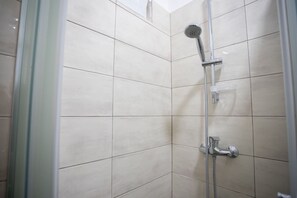 Sèche-cheveux, bidet