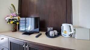 客房内保险箱、免费 WiFi、特色家居、床单