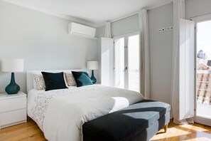 3 chambres, fer et planche à repasser, Wi-Fi gratuit