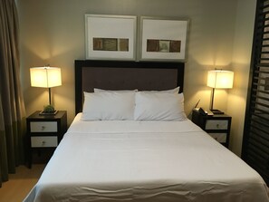 1 bedroom, WiFi - Cozy Suites in BGC (Taguig)