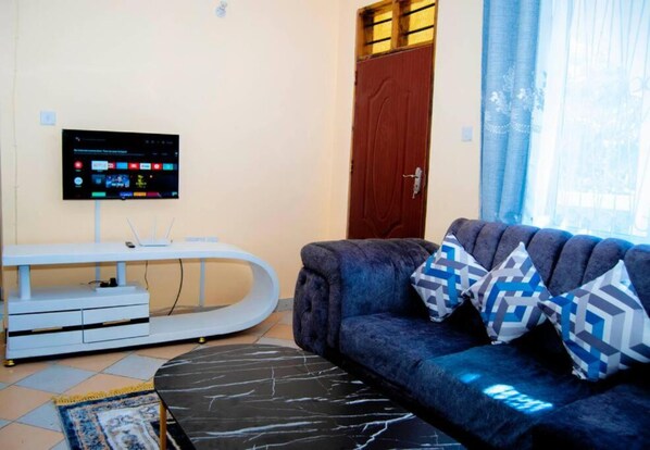 컴포트 아파트 | 거실 공간