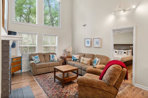 4 bedrooms, free WiFi, bed sheets