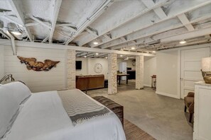 1 camera, una scrivania, Wi-Fi gratuito, lenzuola