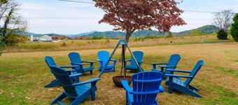 Ideal for large family summery vacations or a few couples / girlfriends to spend a long wine weekend / mountain getaway