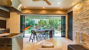 Villa | Living area | Flat-screen TV