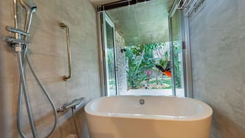 Vila | Banheiro | Secador de cabelo, bidê, toalhas de banho, shampoo