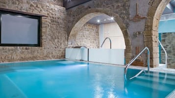 Bastu, bubbelpool och massage