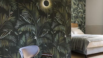 Design-Zimmer | Hochwertige Bettwaren, Daunenbettdecken, Pillowtop-Betten, Minibar