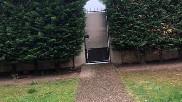 Enceinte de lâhĂ©bergement