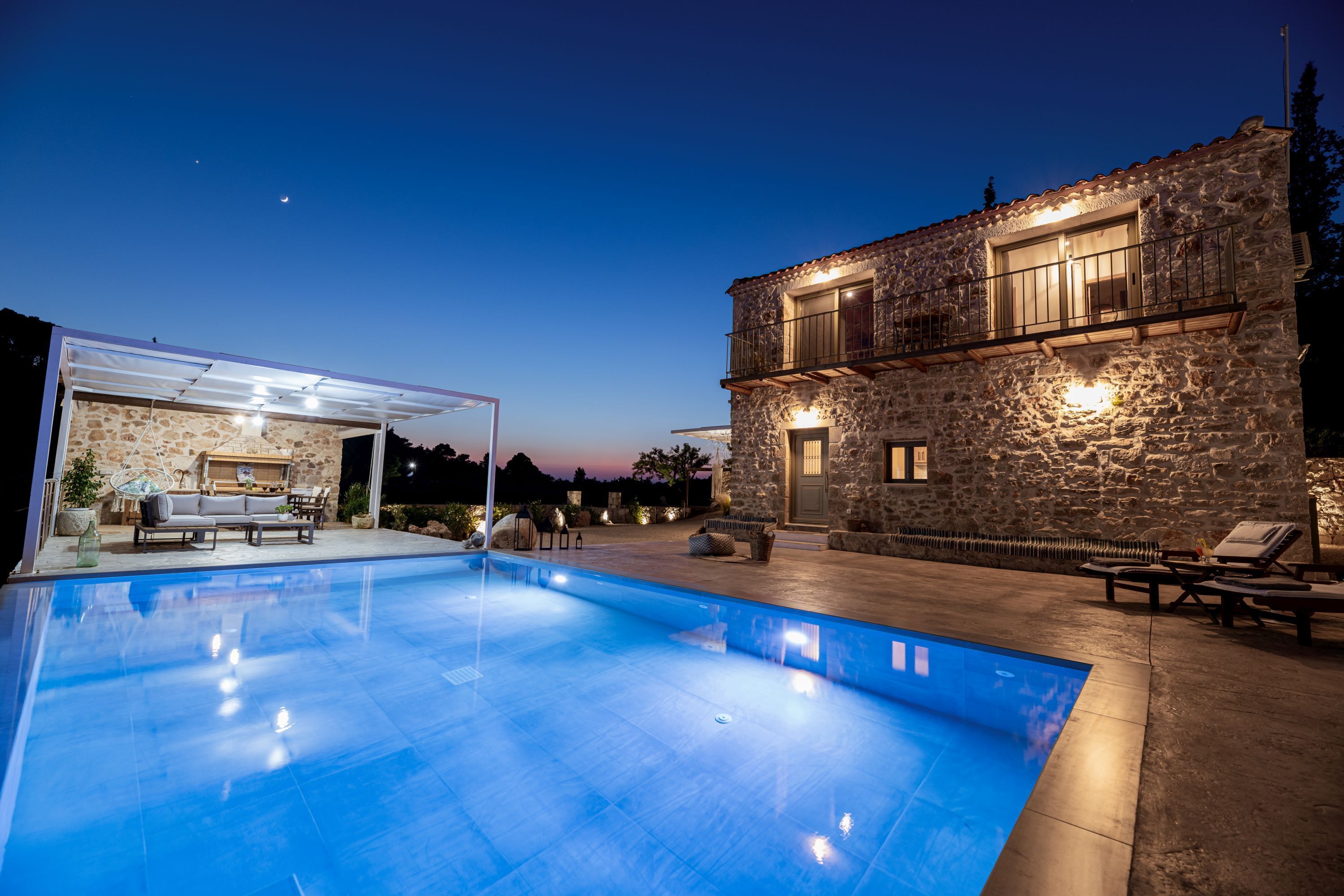 Seasonal outdoor pool, pool umbrellas, pool loungers