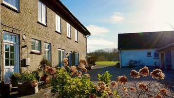 Enceinte de lâhĂ©bergement