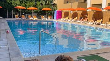 Innenpool, Außenpool