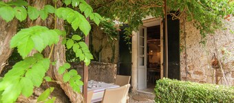 Historic Mansion by River Cénevières