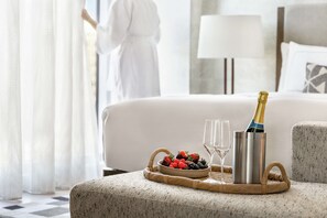 ห้องเพรสซิเดนเชี��ยลสวีท | โต๊ะทำงาน, พื้นที่ทำงานแบบใช้แล็ปท็อป, Wi-Fi ฟรี, ผ้าปูที่นอน