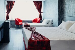 واي فاي مجانًا وملاءات أسرّة
