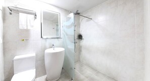 Hair dryer, towels - Hotel Parkside (Jeju City)