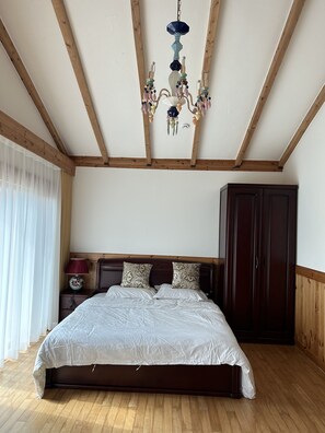 Chalet rustique Confort | 3 chambres, accès au Wi-Fi (inclus), literie fournie