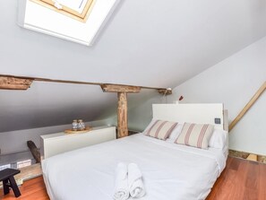 1 sovrum, strykjÀrn/strykbrÀda, gratis wi-fi och sÀngklÀder