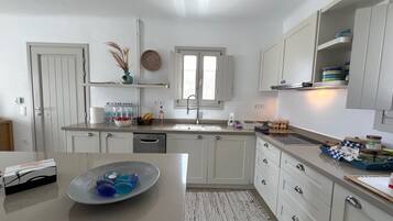 Family Villa | Private kitchen | Coffee/tea maker, electric kettle