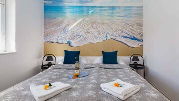 1 bedroom, iron/ironing board, WiFi, bed sheets