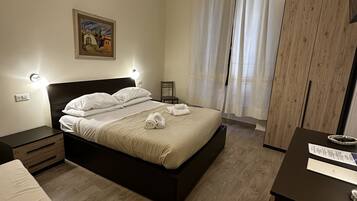 Family Room | Down duvets, memory-foam beds, free WiFi, bed sheets