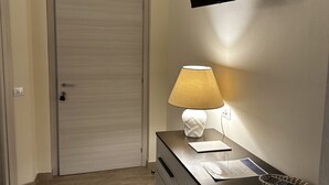 Phòng Tiêu chuẩn | Chăn bông, nệm cao su hoạt tính (memory foam) 