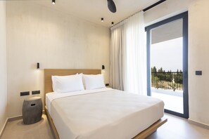 In-room safe, blackout curtains, soundproofing, iron/ironing board - Pnoes Luxury Suites (Kassandra)