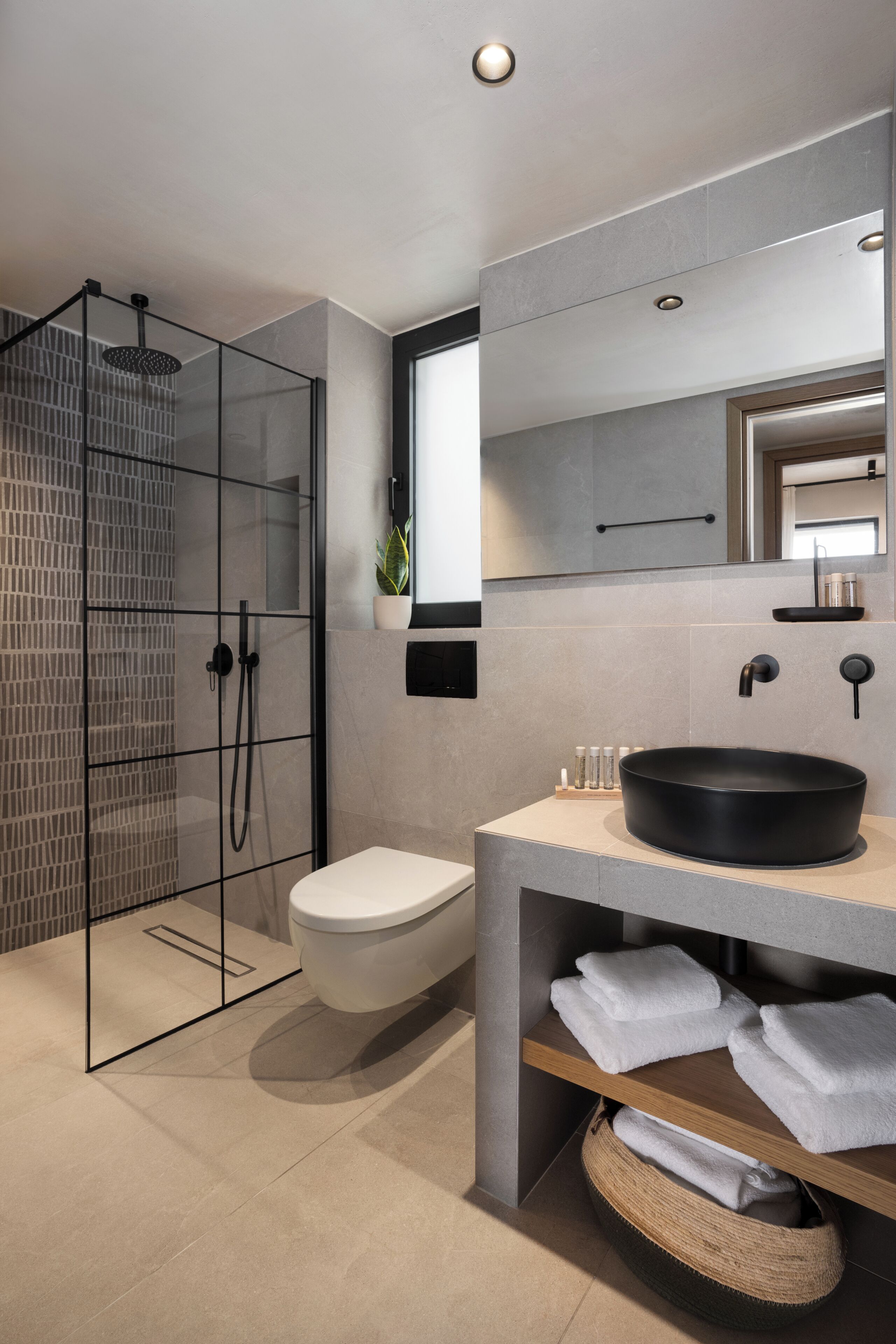 Premium Loft Suite - 2 levels and an internal staircase | In-room safe, blackout curtains, soundproofing, iron/ironing board