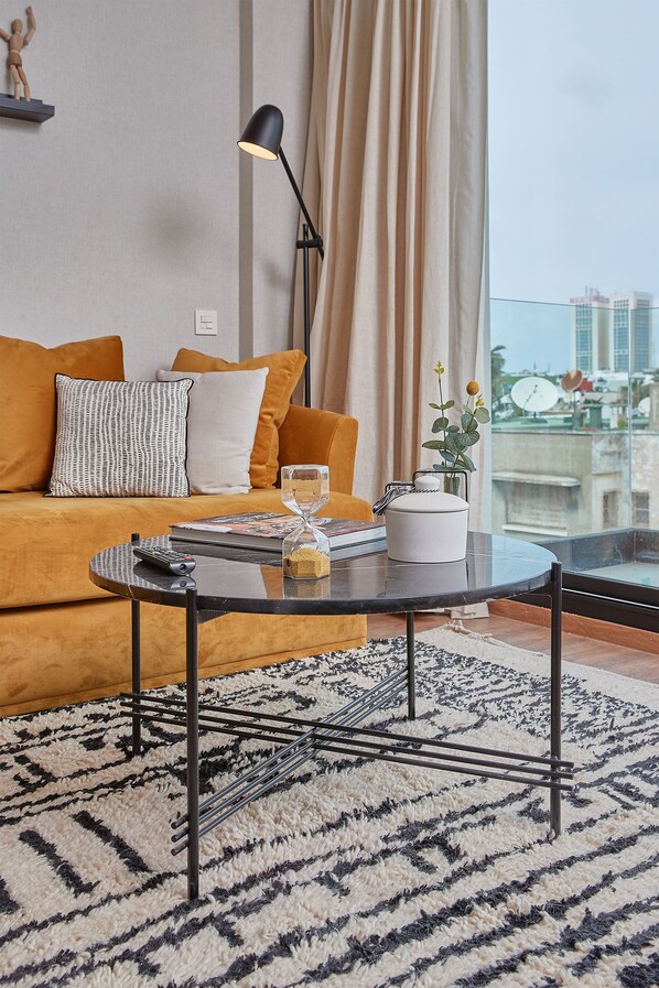 Grand Suite | Living area | 43-inch Smart TV with satellite channels, TV, offices