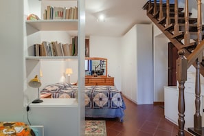 2 chambres, fer et planche à repasser, accès Internet, draps fournis